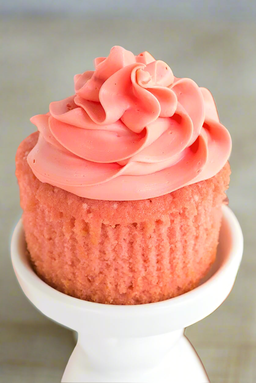 Strawberry Cream Cupcakes