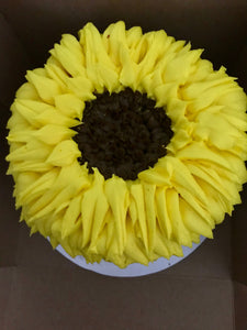 red velvet sunflower cake - vegan