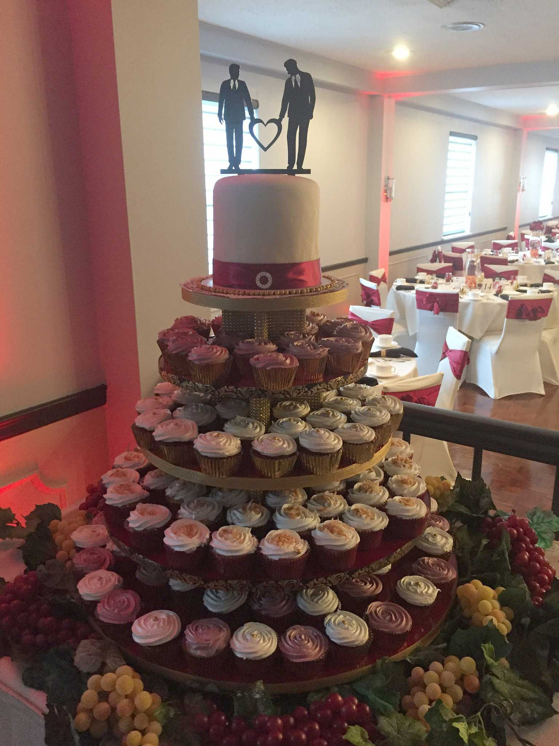 Wedding Cakes and Cupcakes