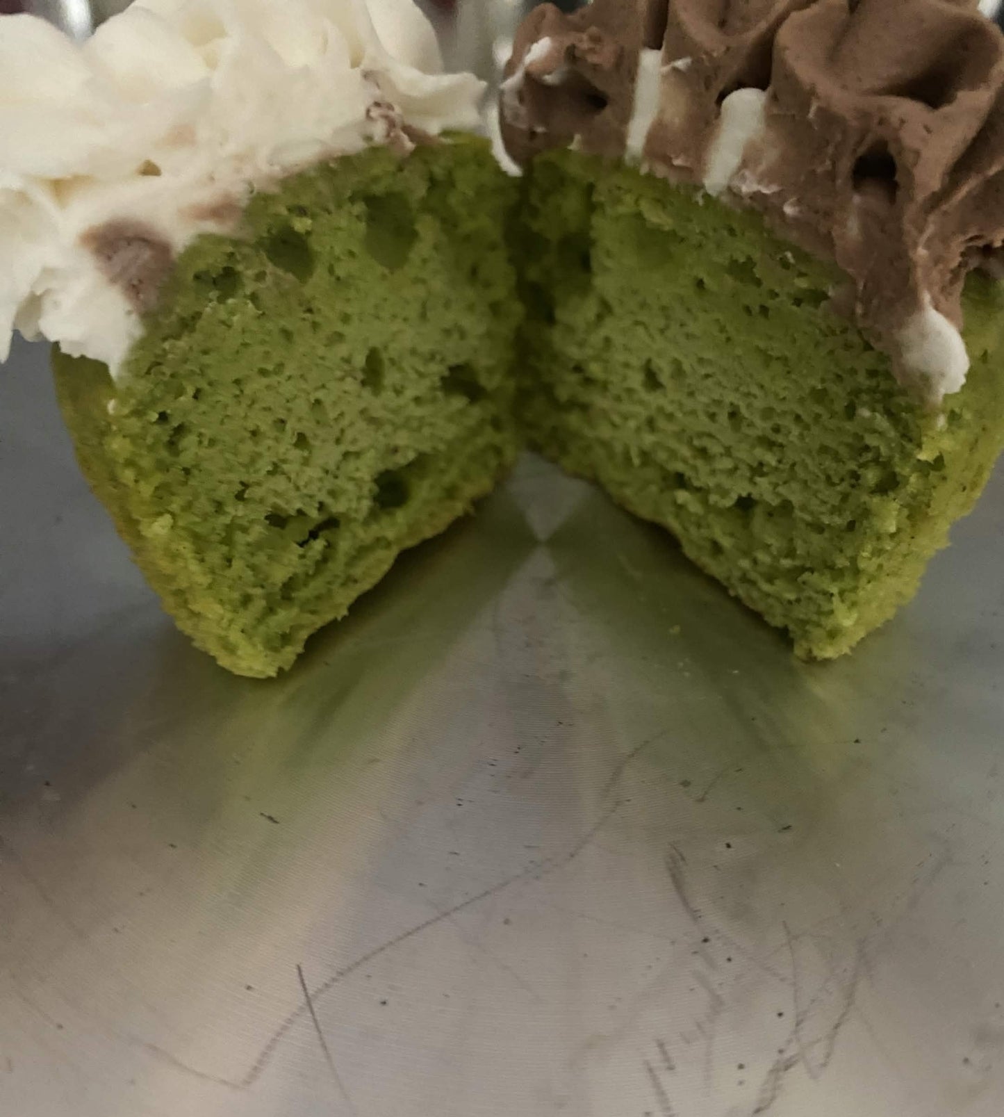 Dubai Pistachio Cupcakes