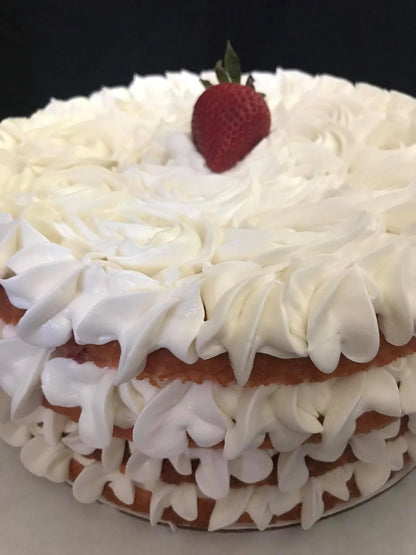 Strawberry Cream Cake/Bundt