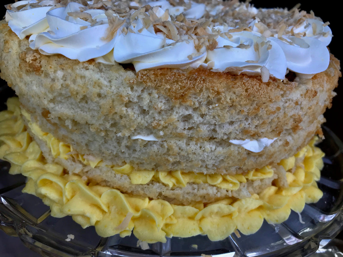 VanillaBeanAngelFoodTorteCakewithToastedCoconutFillingandCo