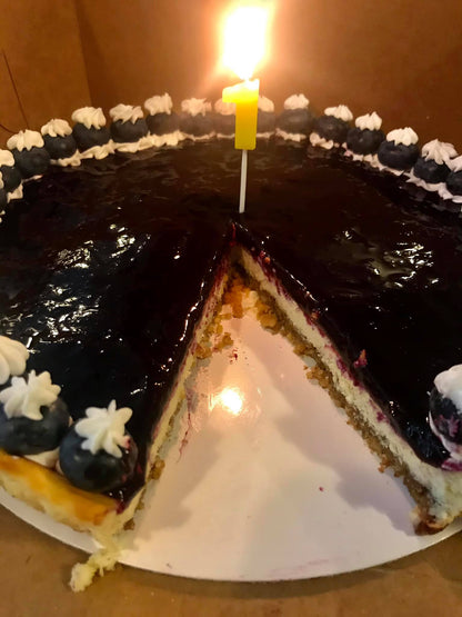 walnut-crusted-blueberry-cheesecake-tort